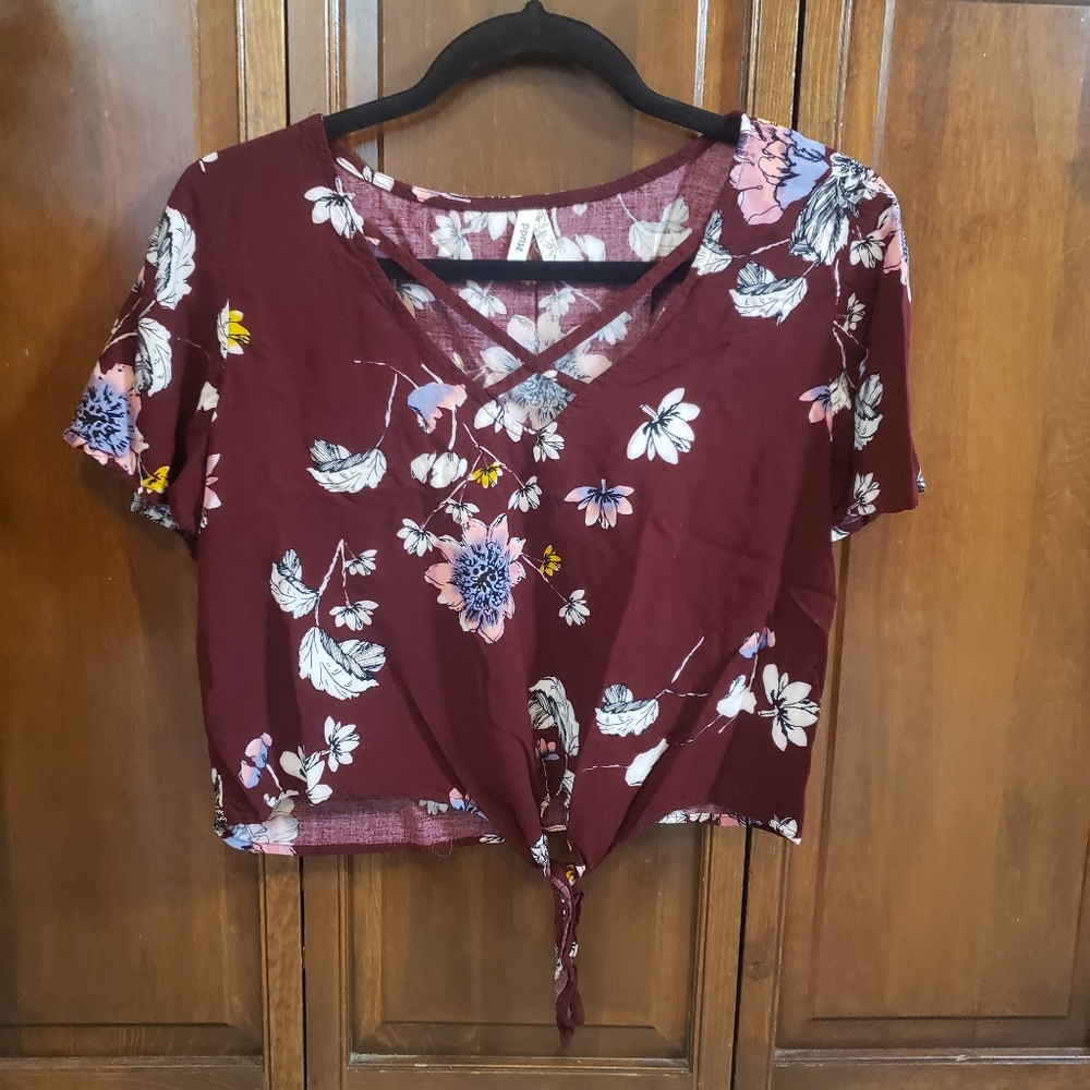 Mudd floral crop top